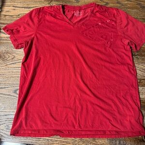 Older Guess Men's V-Neck T-Shirt in Red